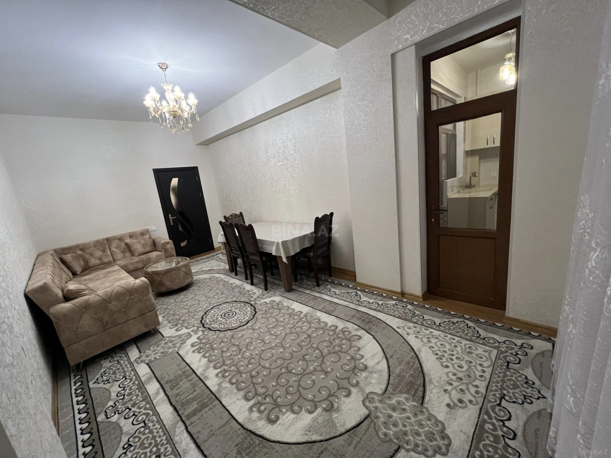 Kirayə verilir 2 otaqlı mənzil 50 m²