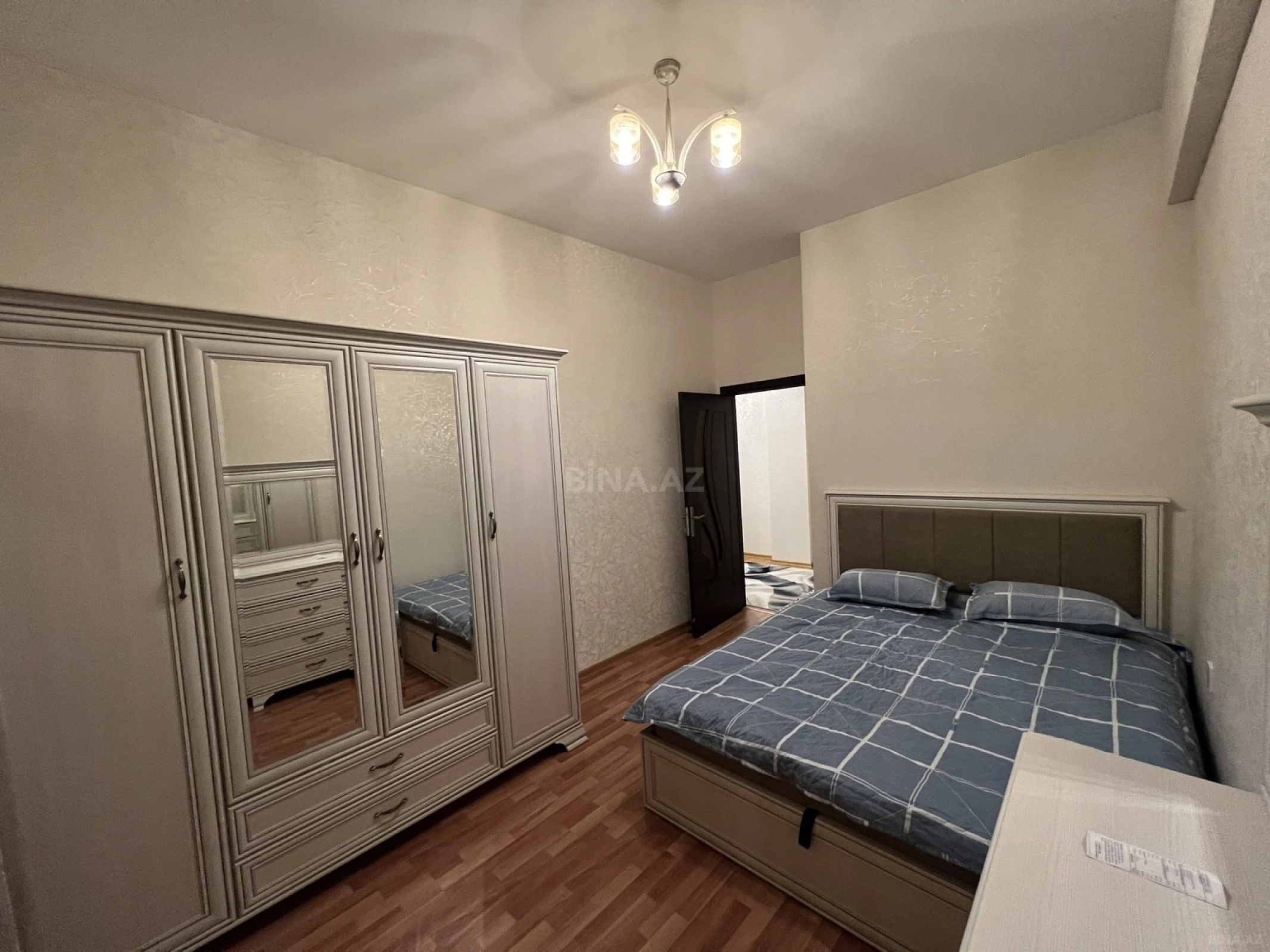 Kirayə verilir 2 otaqlı mənzil 50 m²