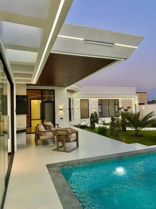 Satılır 5 otaqlı həyət evi 240 m²