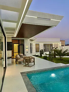 Satılır 5 otaqlı həyət evi 240 m²