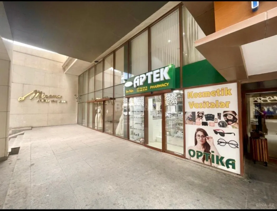 Kirayə verilir 4 otaqlı mənzil 181 m²