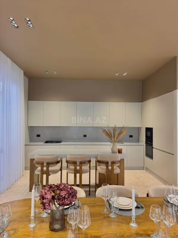 Satılır 4 otaqlı həyət evi 200 m²