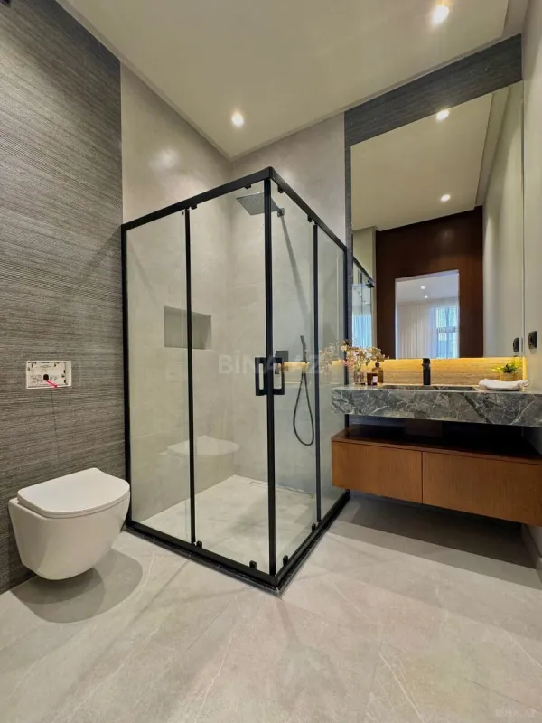 Satılır 4 otaqlı həyət evi 200 m²