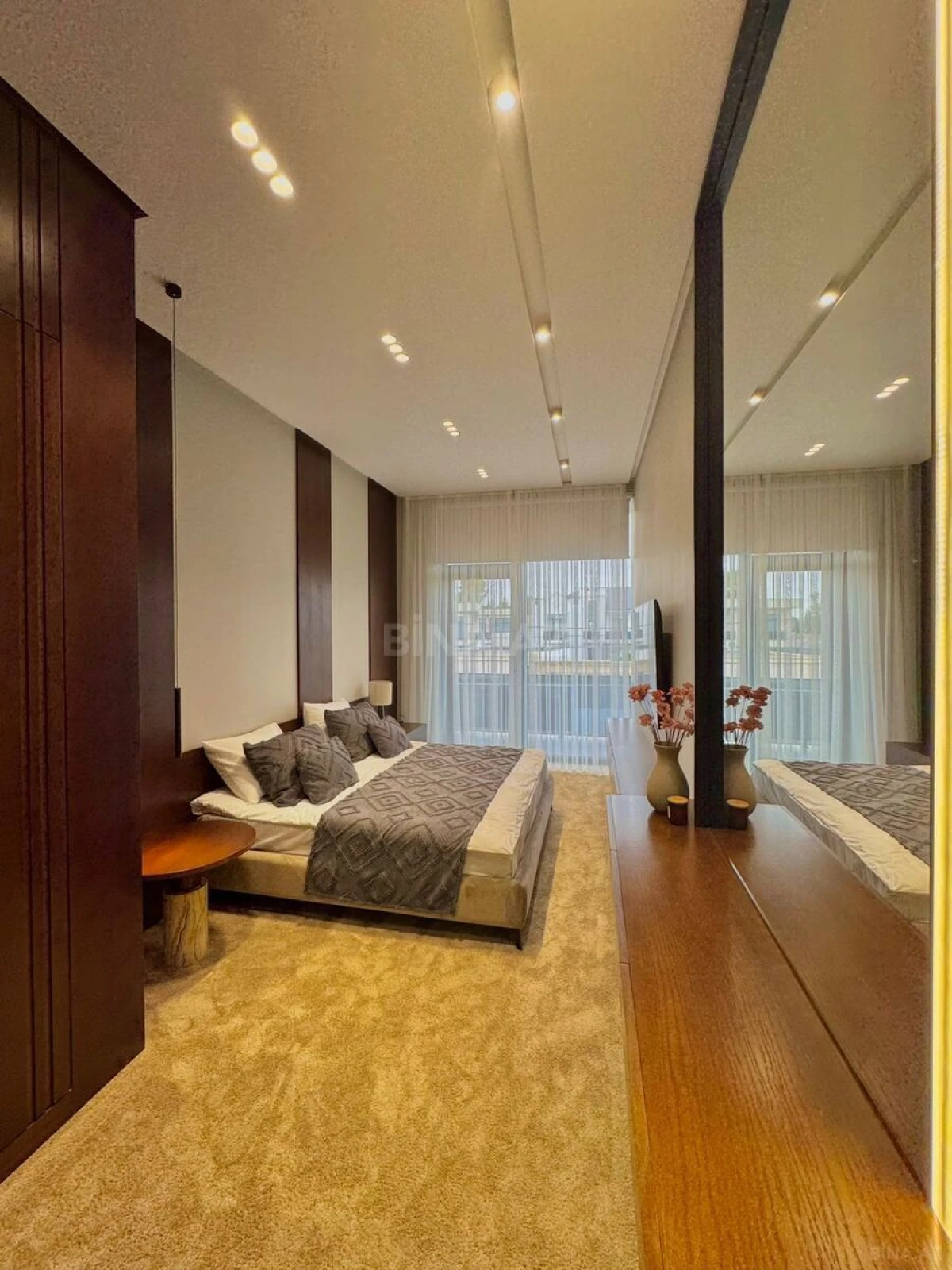 Satılır 4 otaqlı həyət evi 200 m²