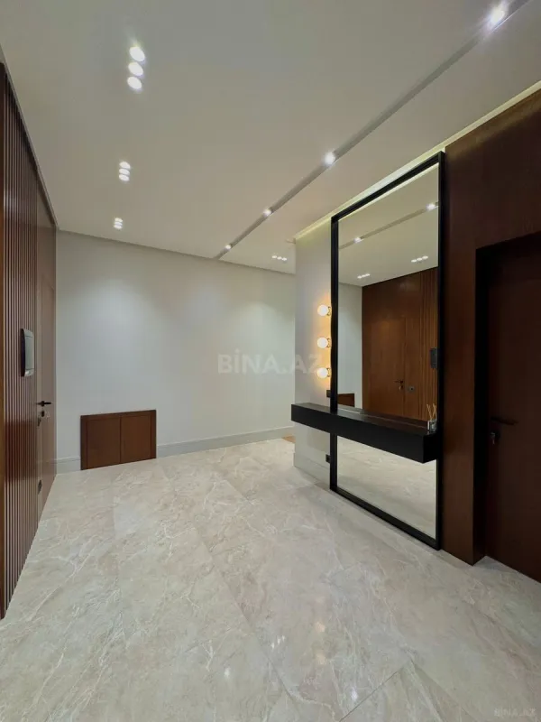 Satılır 4 otaqlı həyət evi 200 m²