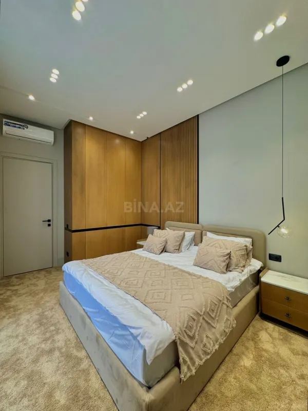 Satılır 4 otaqlı həyət evi 200 m²