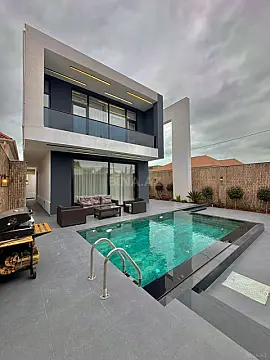 Satılır 4 otaqlı həyət evi 200 m² — Bakı, Mərdəkan 4 otaq 200.00 m²