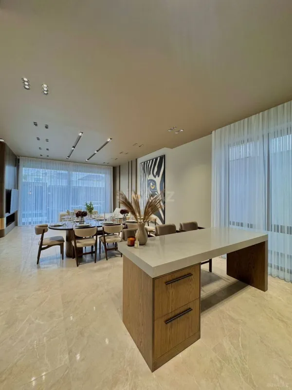 Satılır 4 otaqlı həyət evi 200 m²