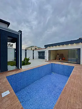 Satılır 4 otaqlı həyət evi 160 m²