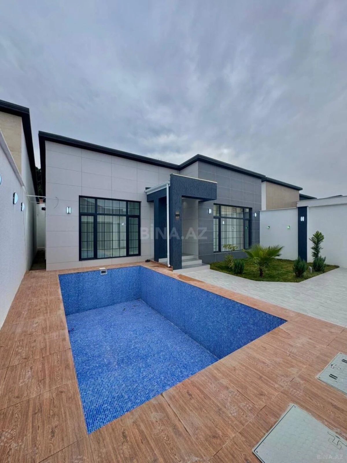 Satılır 4 otaqlı həyət evi 160 m²