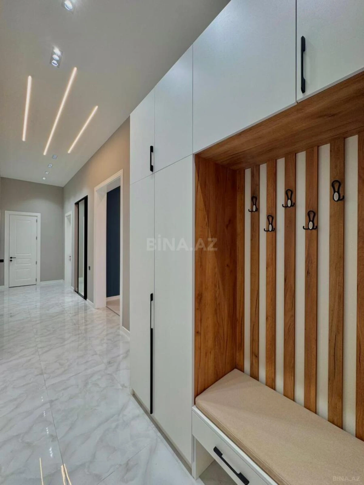 Satılır 4 otaqlı həyət evi 160 m²