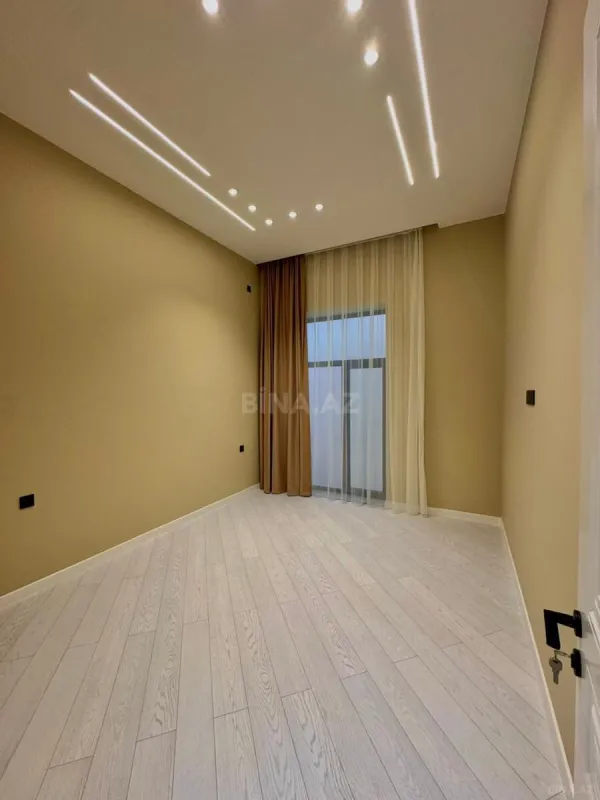 Satılır 4 otaqlı həyət evi 160 m²