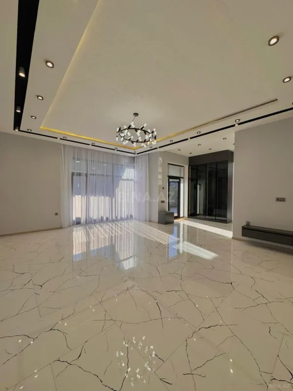 Satılır 4 otaqlı həyət evi 160 m²
