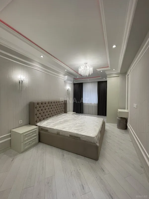 Satılır 3 otaqlı mənzil 105 m²