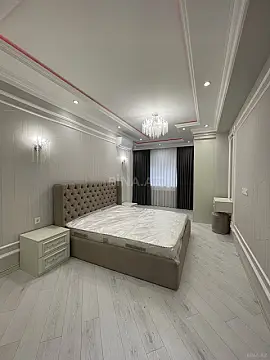 Satılır 3 otaqlı mənzil 105 m²