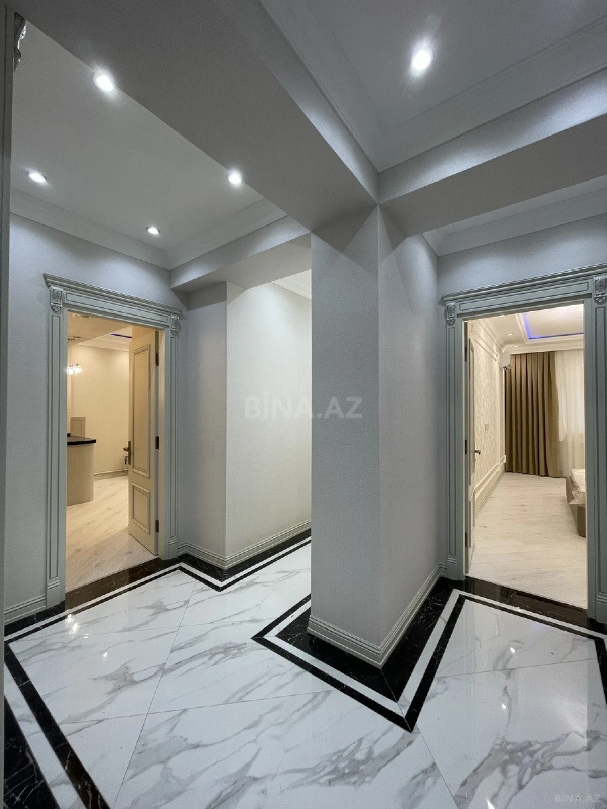 Satılır 3 otaqlı mənzil 105 m²