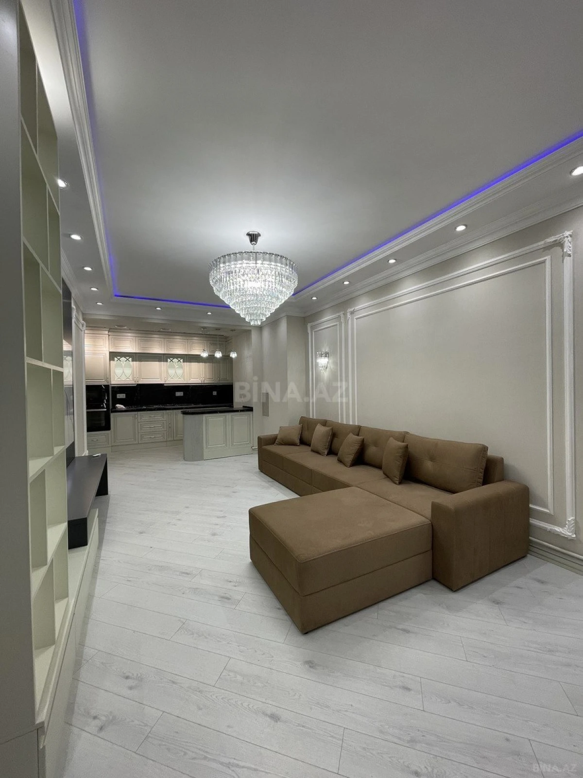 Satılır 3 otaqlı mənzil 105 m²