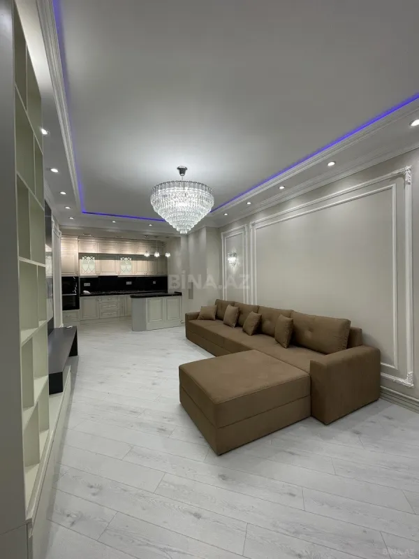 Satılır 3 otaqlı mənzil 105 m²