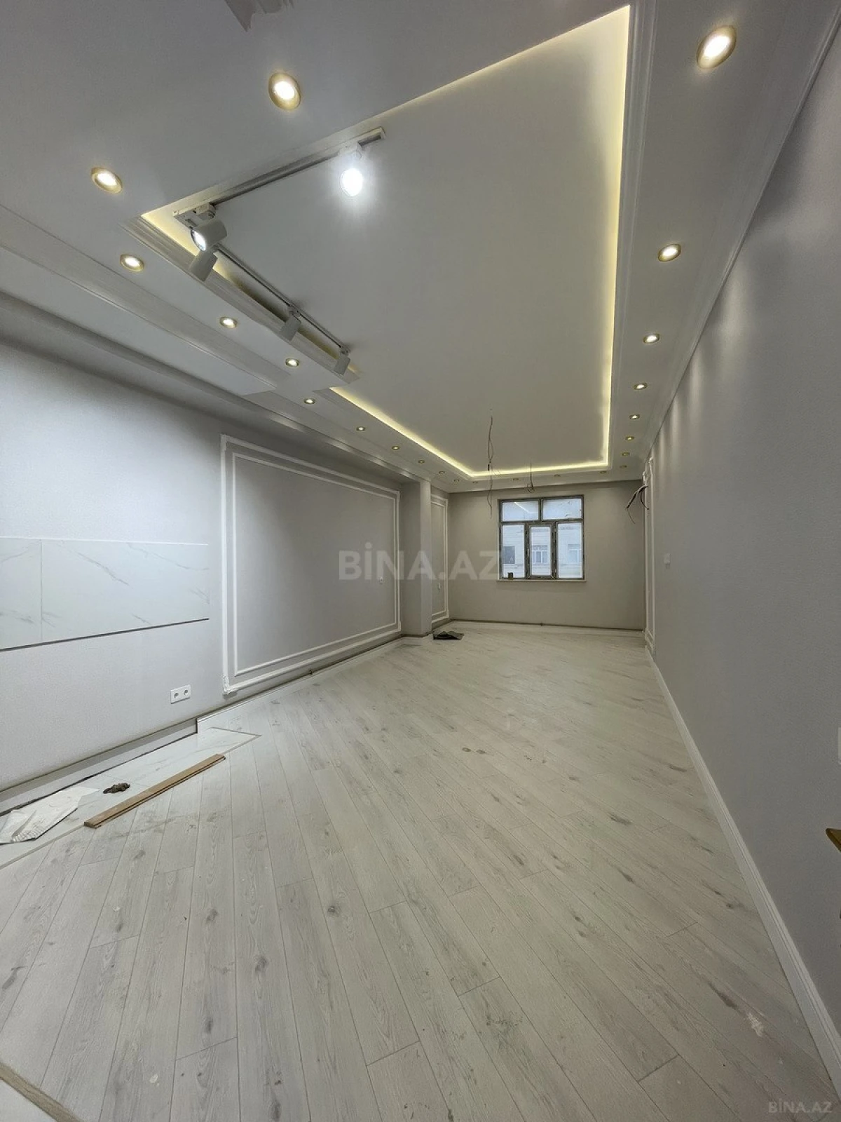 Satılır 3 otaqlı mənzil 110 m²