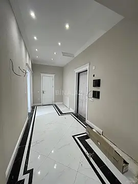 Satılır 3 otaqlı mənzil 110 m²