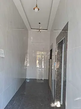 Satılır 3 otaqlı mənzil 131 m²