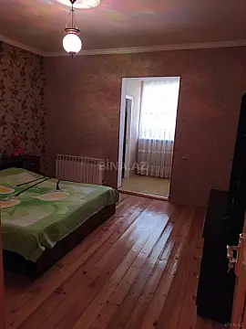 Satılır 9 otaqlı həyət evi 420 m²