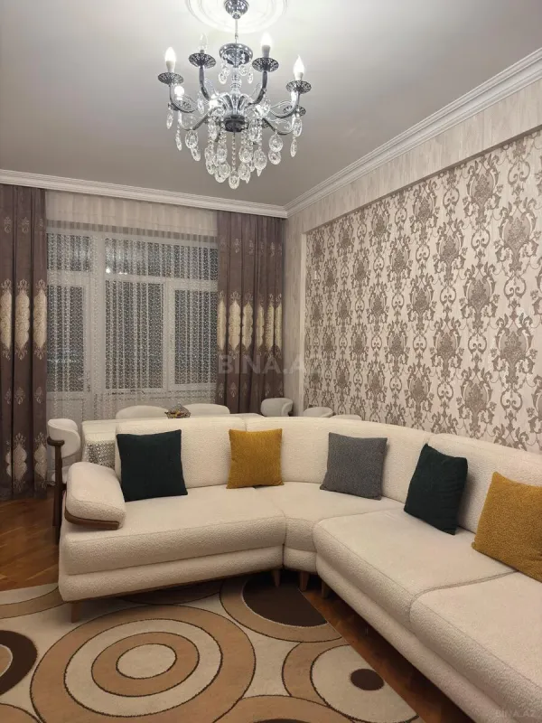 Satılır 2 otaqlı mənzil 60 m²