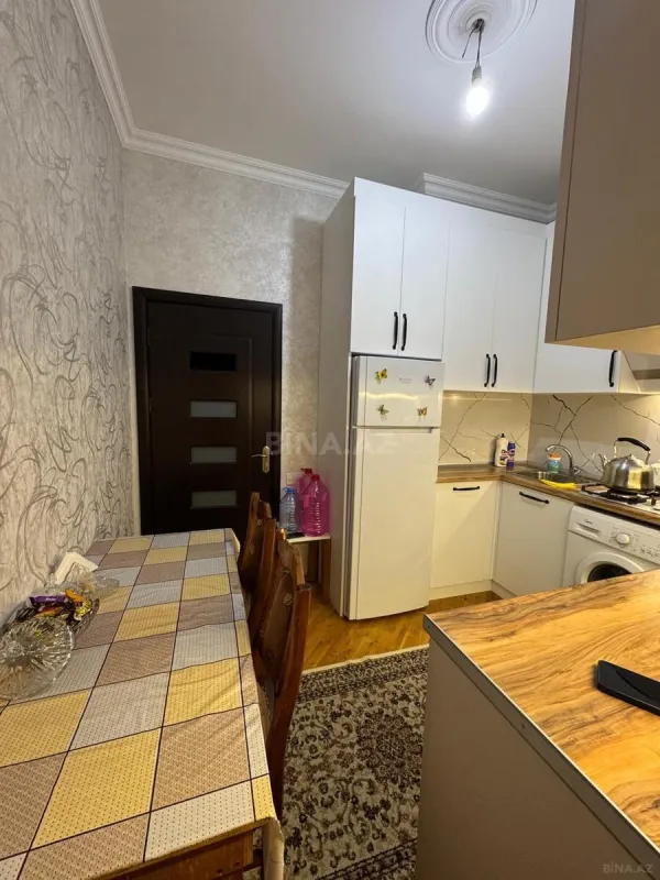 Satılır 2 otaqlı mənzil 60 m²