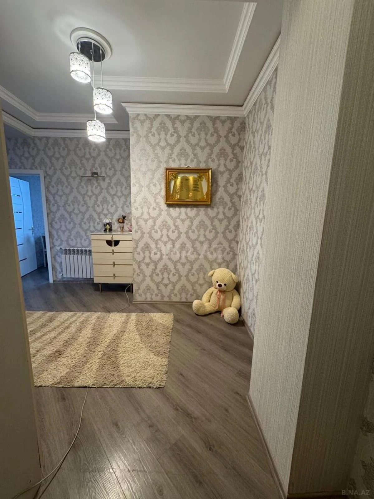 Satılır 2 otaqlı mənzil 90 m²