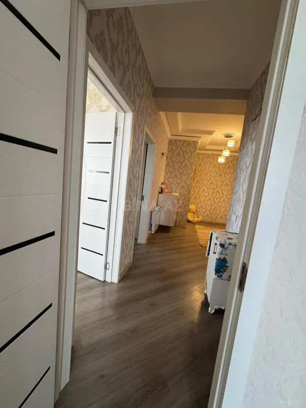 Satılır 2 otaqlı mənzil 90 m²