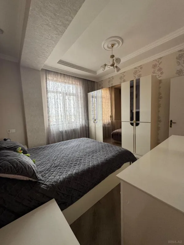 Satılır 2 otaqlı mənzil 90 m²