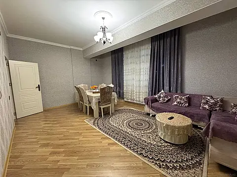 Satılır 4 otaqlı mənzil 133 m²
