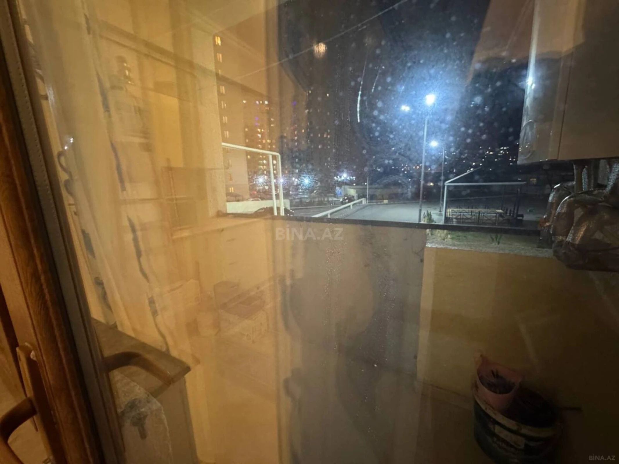 Satılır 4 otaqlı mənzil 133 m²