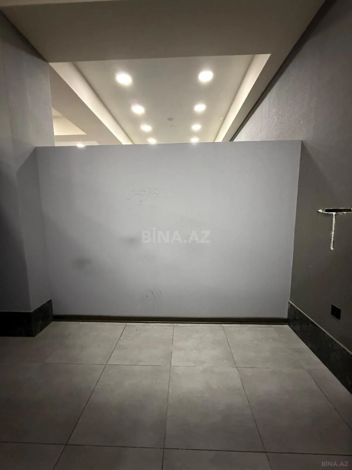 Kirayə verilir obyekt 120 m²