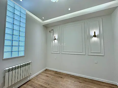 Satılır 2 otaqlı mənzil 72 m²