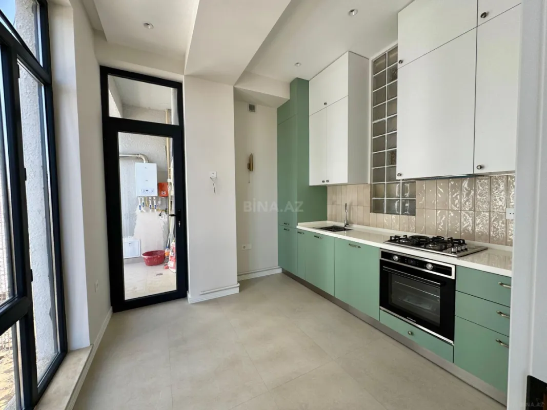 Satılır 2 otaqlı mənzil 72 m²