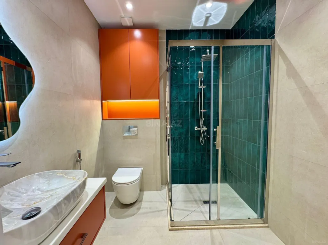 Satılır 2 otaqlı mənzil 72 m²