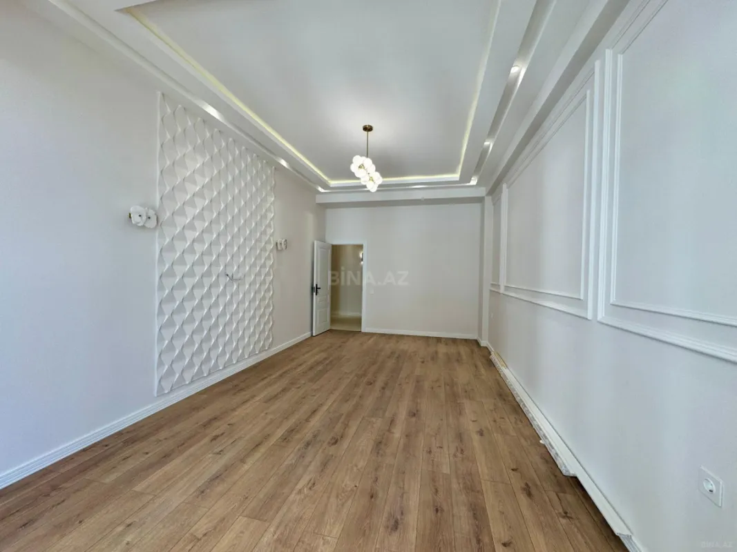 Satılır 2 otaqlı mənzil 72 m²