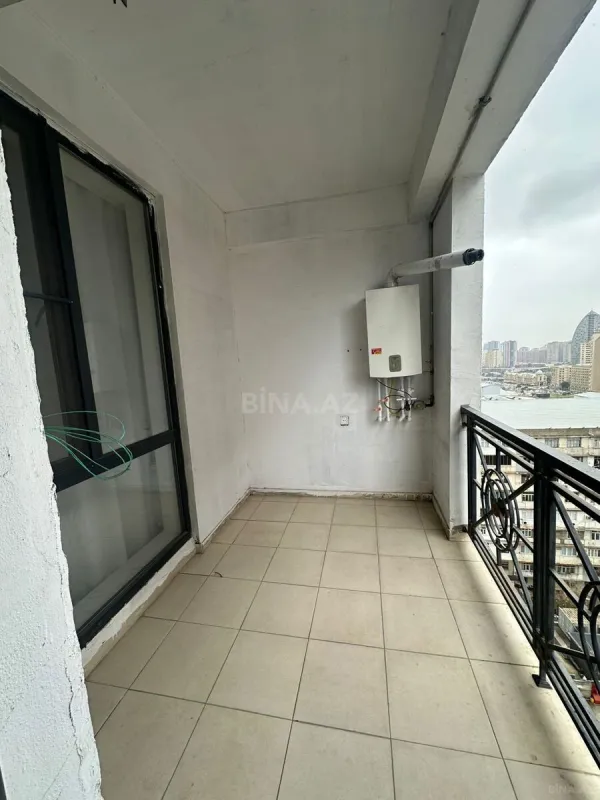 Kirayə verilir 2 otaqlı mənzil 82 m²