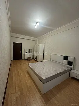 Kirayə verilir 2 otaqlı mənzil 82 m²