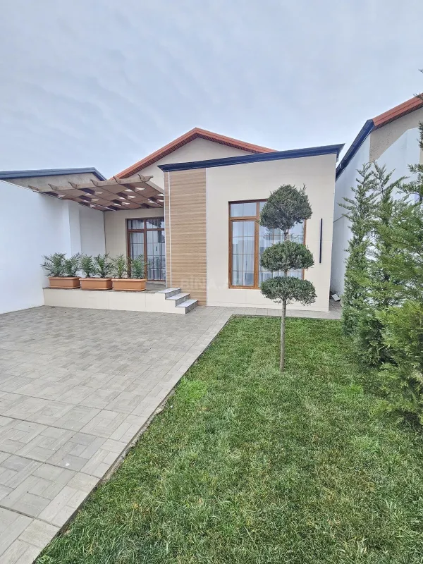 Satılır 3 otaqlı həyət evi 100 m²