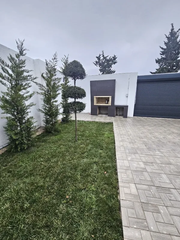 Satılır 3 otaqlı həyət evi 100 m²