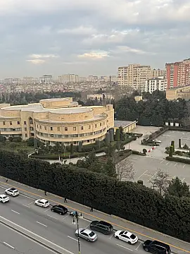 Satılır 2 otaqlı mənzil 68 m²