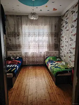 Satılır 5 otaqlı həyət evi 190 m²