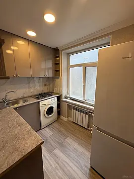 Satılır 2 otaqlı mənzil 35 m²