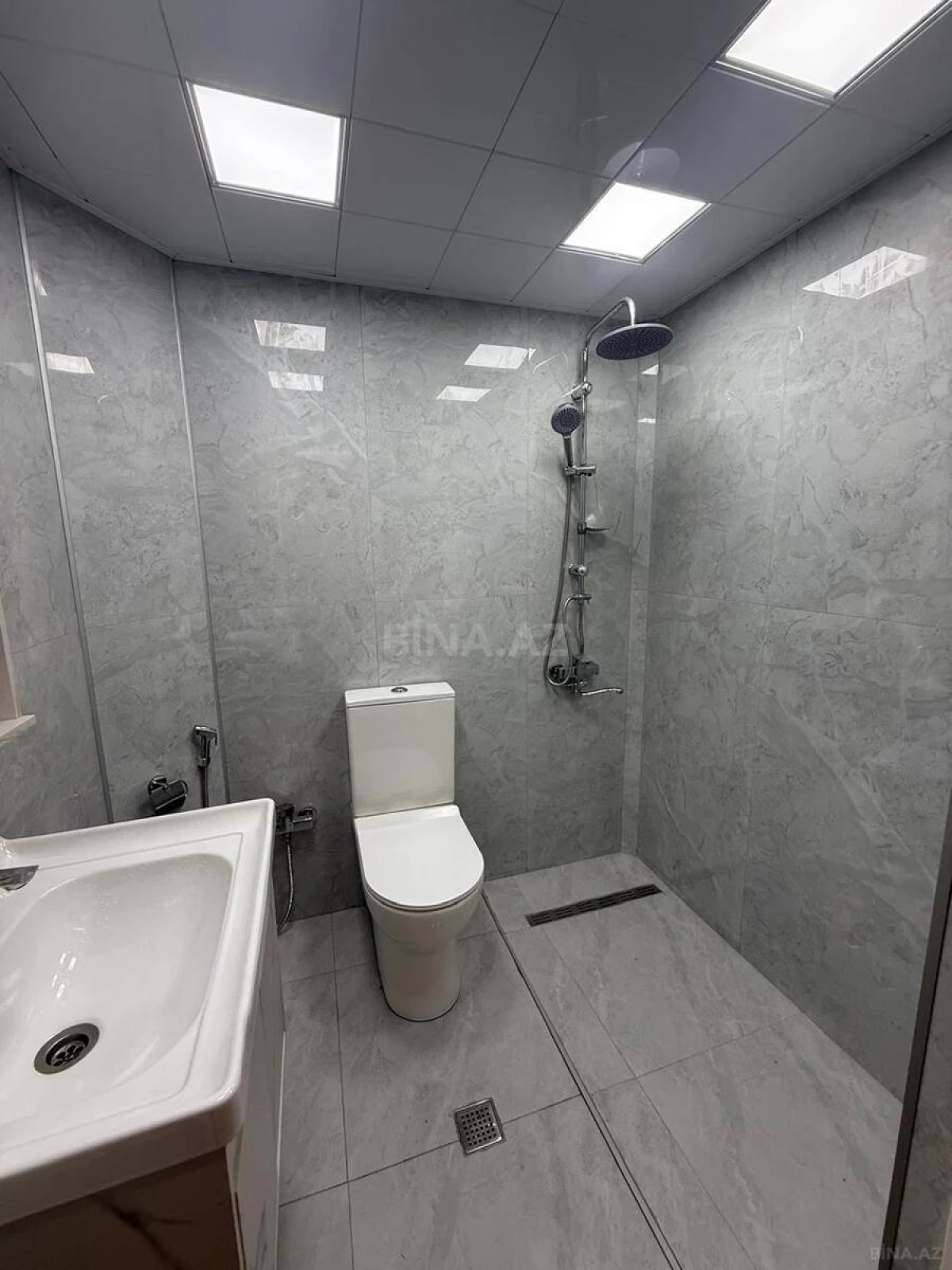Satılır 2 otaqlı mənzil 35 m²