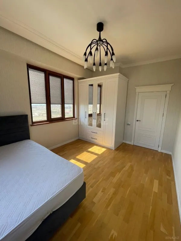 Satılır 3 otaqlı mənzil 116 m²