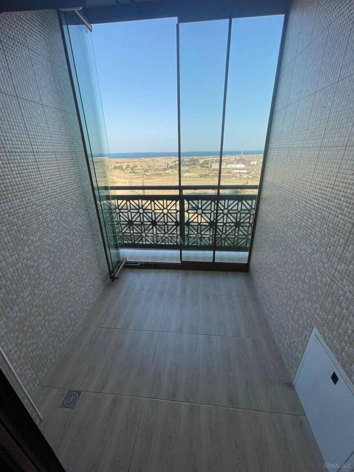 Satılır 3 otaqlı mənzil 116 m²