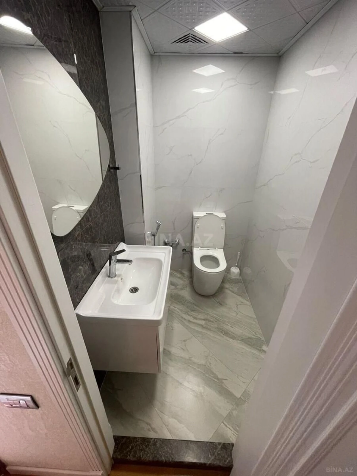Satılır 3 otaqlı mənzil 116 m²