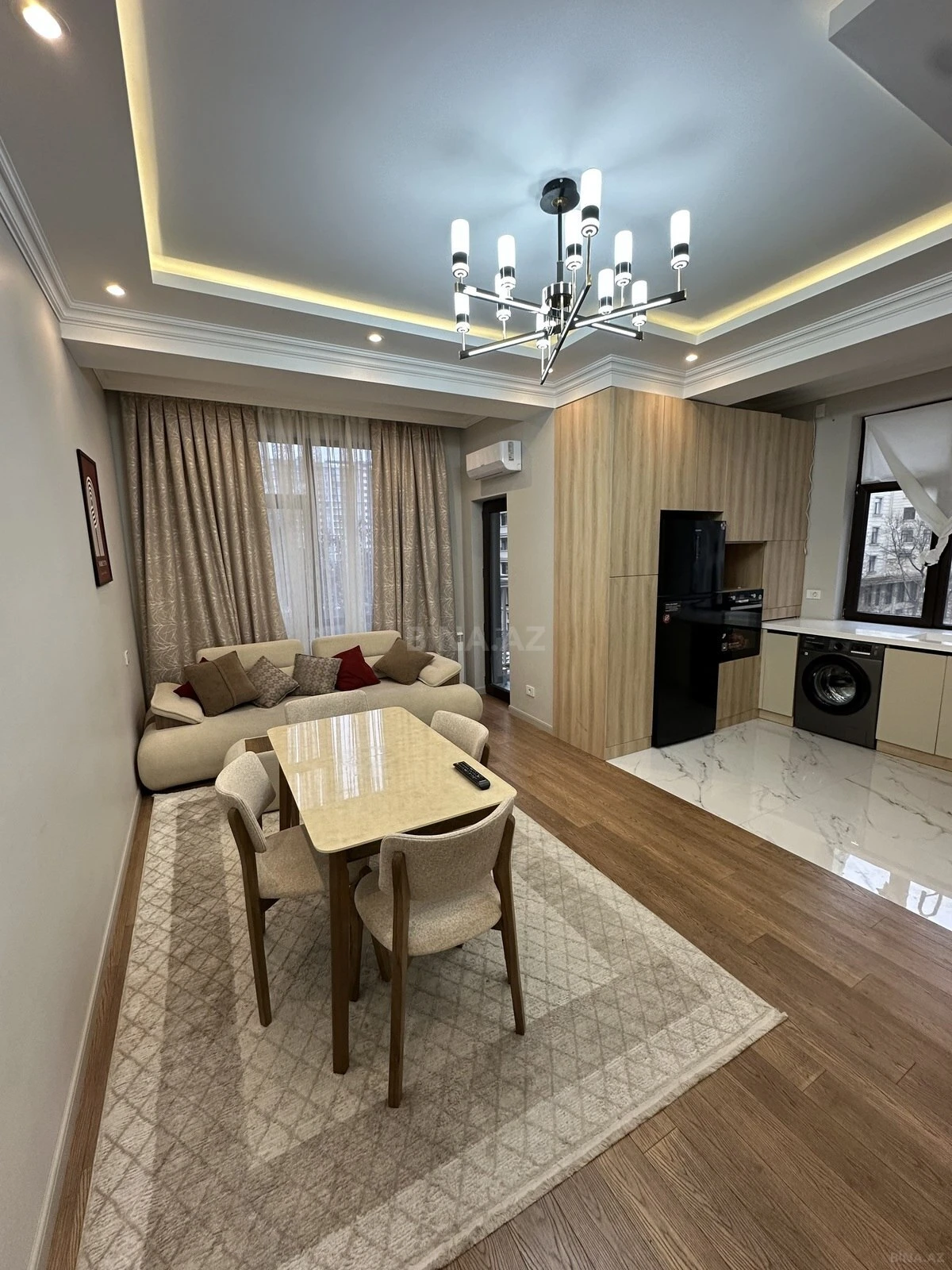 Kirayə verilir 3 otaqlı mənzil 94 m²